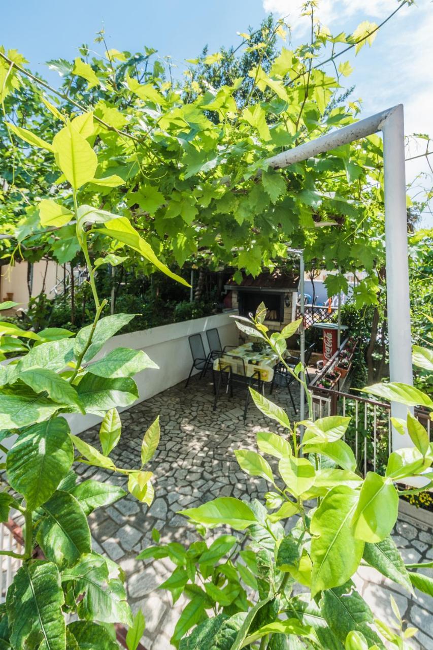 Loredana Apartments Crikvenica Exterior foto